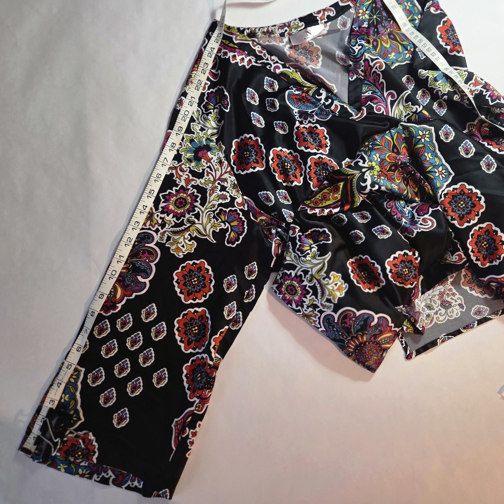 Natori Black Floral Garment with Red and Blue Accents - Picture 11 of 14